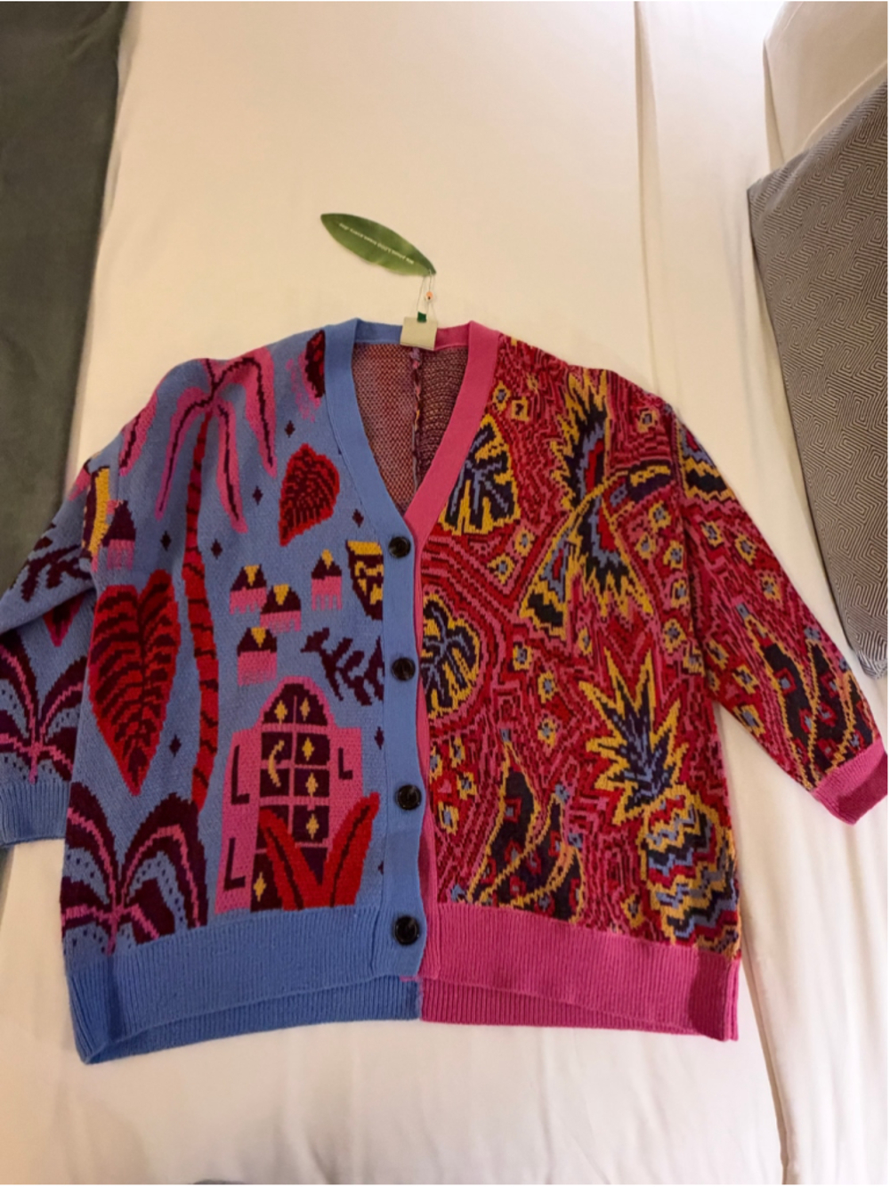 NWT Farm Rio Tropical Print Colorblock Cardigan Blue Pink Tropical Magic Size L - Picture 2 of 8